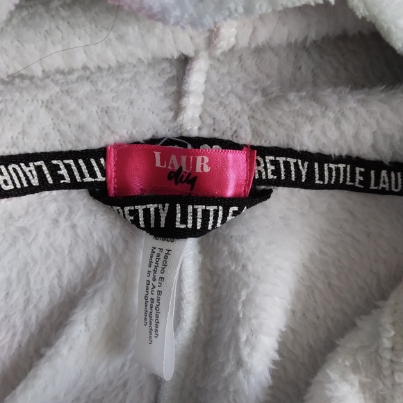 Unicorn hood zip up onesie Jr's size LG - Picture 4 of 4